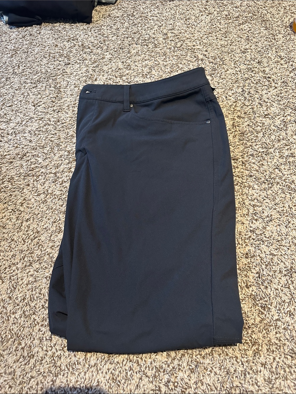 lululemon athletica Black Men’s Performance Pants. Charcoal 38